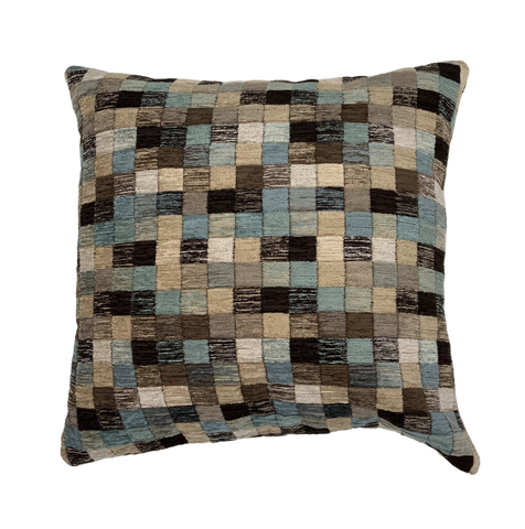 PATCHWORK THROW PILLOW